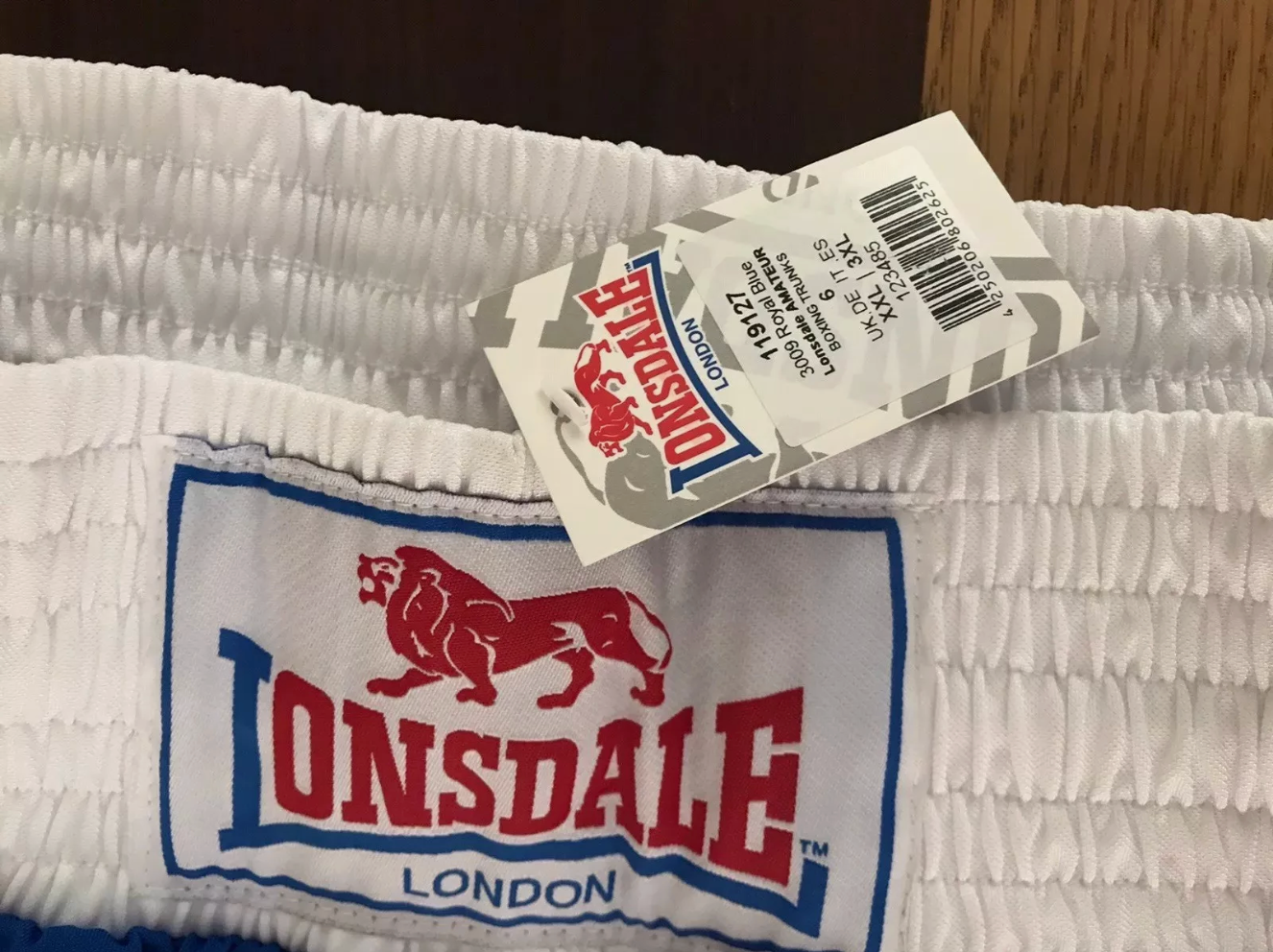 Lonsdale – Blaue Boxshorts mit Rücken- und durchgehendem Reißverschluss