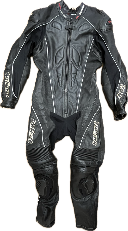 'BeFast' Leather Biker suit -Medium-