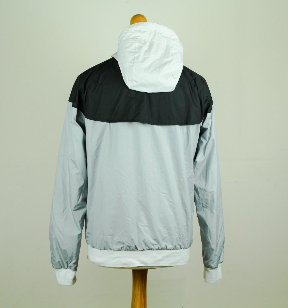 Adidas Windbreaker mit Kapuze weiß/schwarz Medium